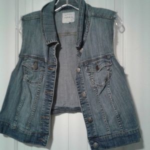 Torrid sleeveless denim jacket